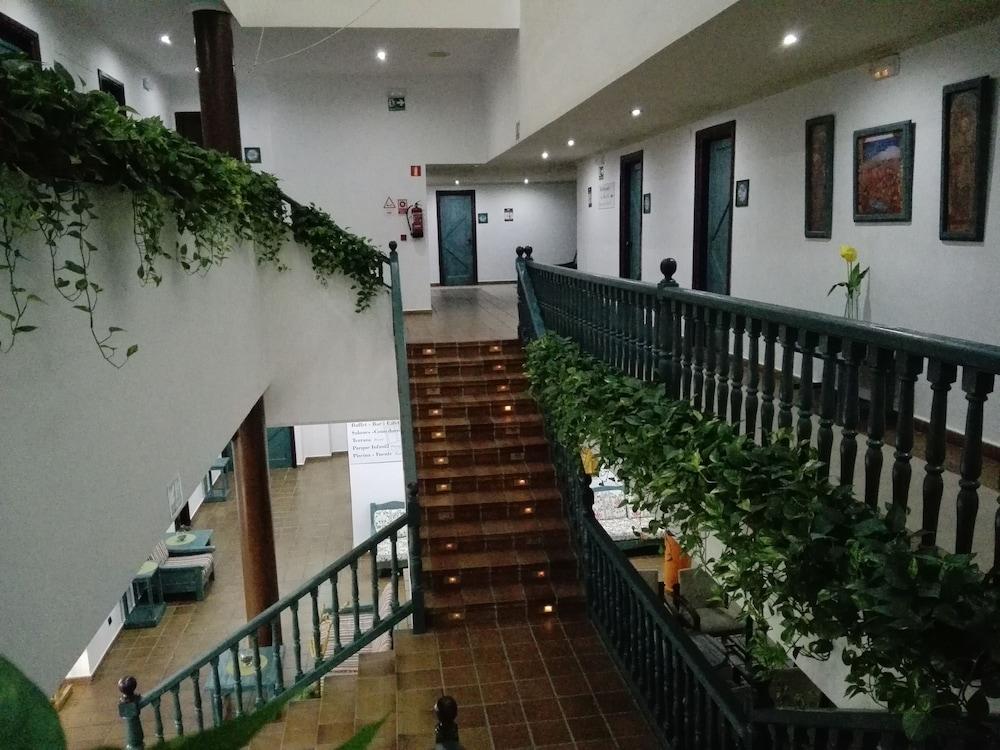 Hotel Альмагро Екстер'єр фото